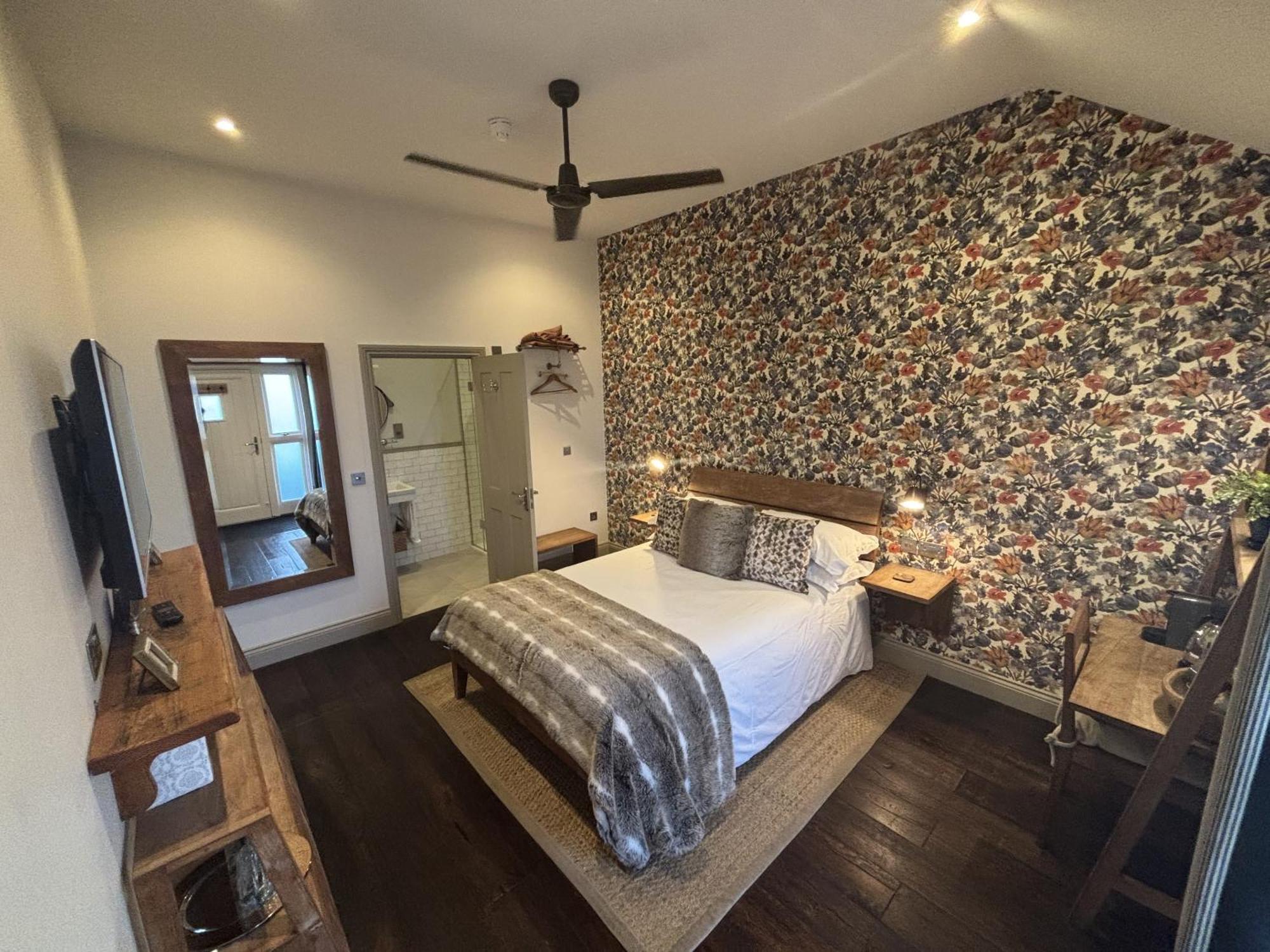 The George Inn Maulden Экстерьер фото